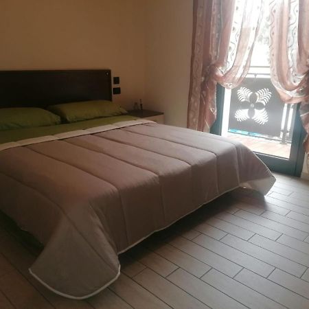 Bed and Breakfast Alloggio Da Virginia Taglio di Po Exterior foto
